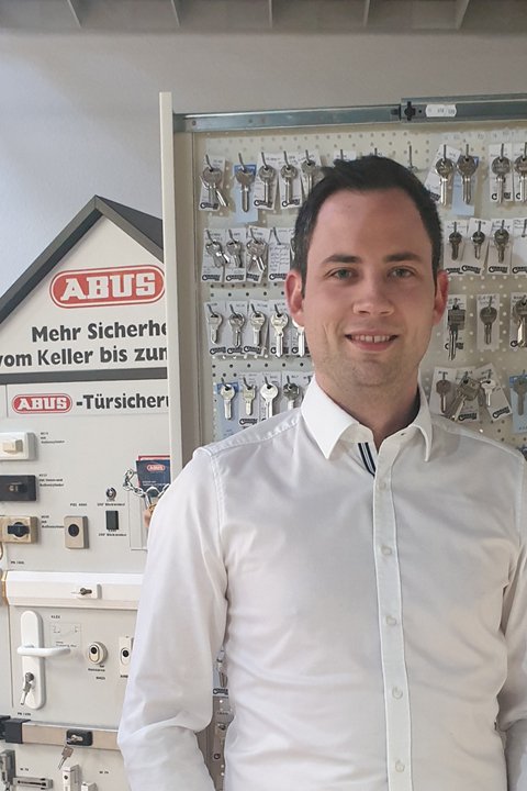 ansprechpartner-simon-ketterer